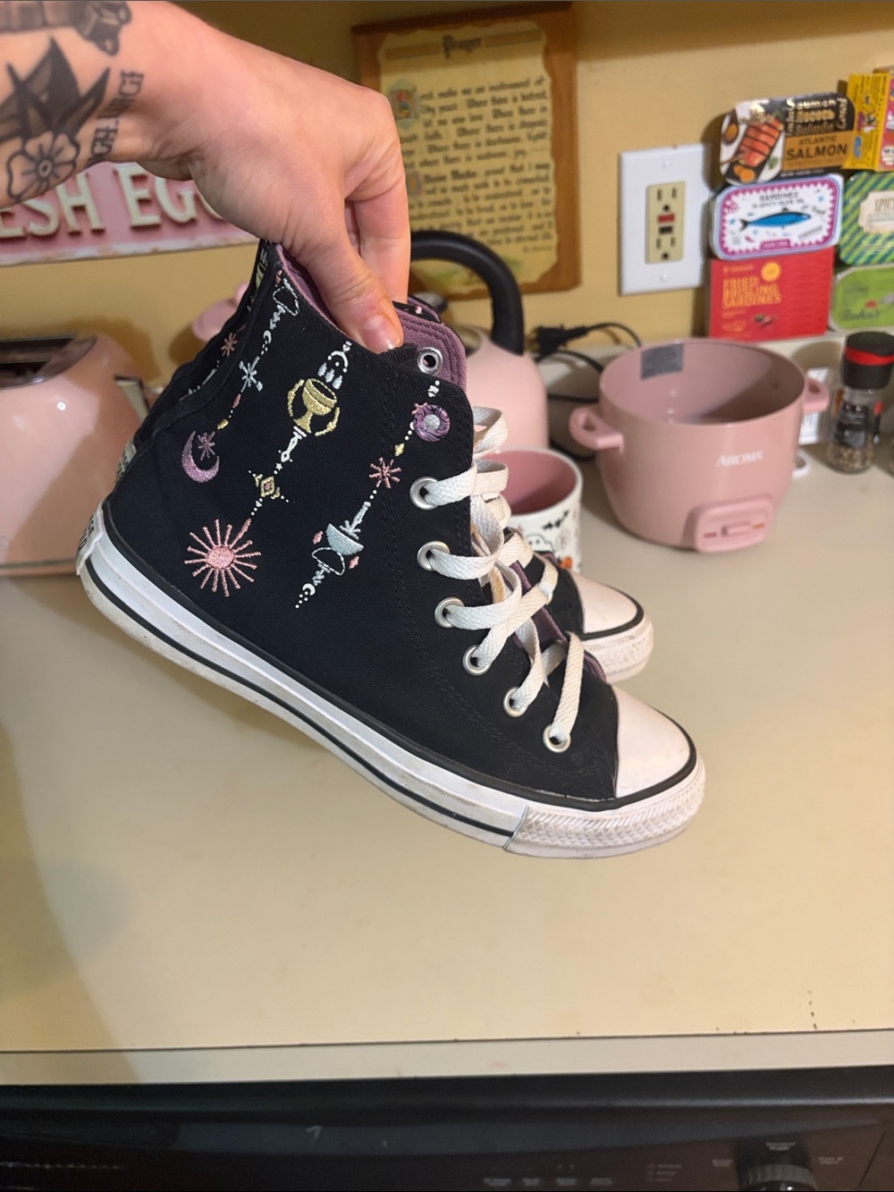 Converse Black and Mauve High-Top Sneakers Embroidered - Picture 9 of 9